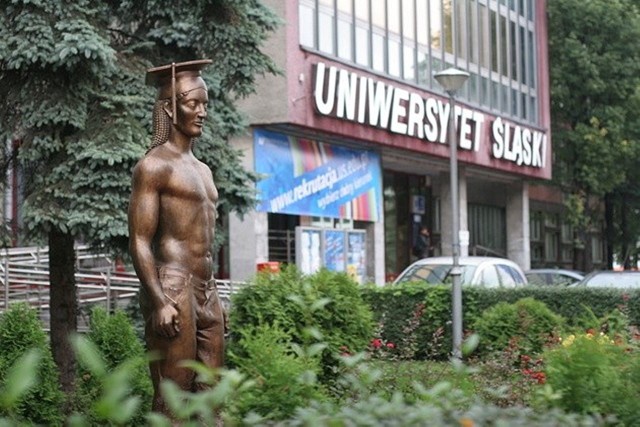 Studenci Uniwersytetu Śląskiego są przesłuchiwani przez prokuraturę w związku z aferą prof. Budzyńskiej.
