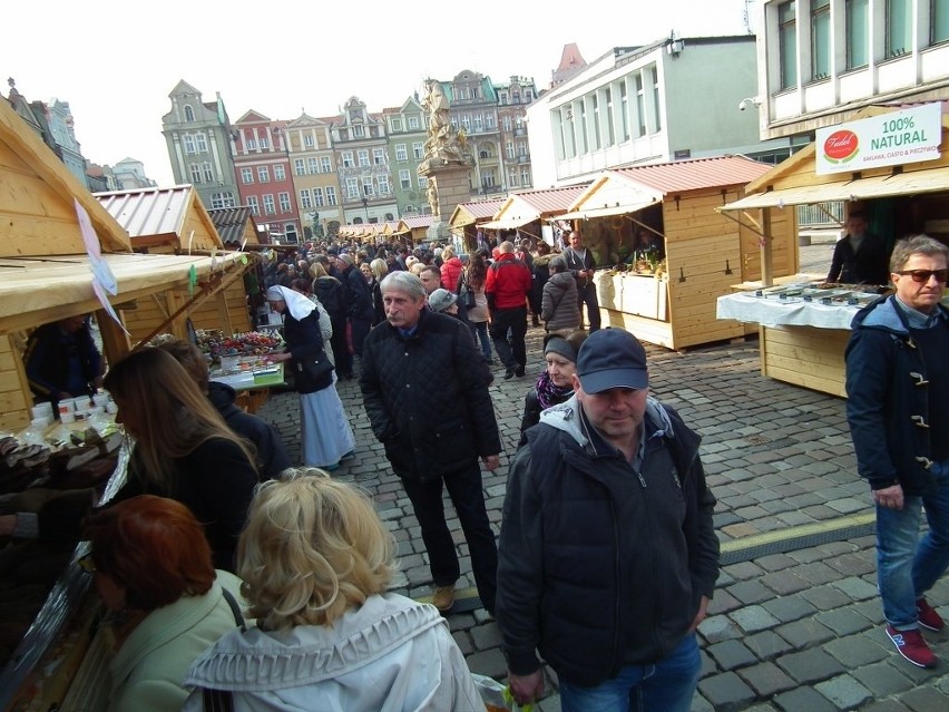 Na Starym Rynku trwa Poznański Jarmark Wielkanocny