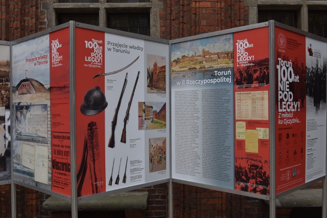 Muzeum Okręgowe najpierw zaprasza na plenerową wystawę w 100-lecie powrotu Torunia do niepodległej Polski