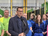 Wizyta Mateusza Morawieckiego w Wodzisławiu Śląskim. Premier rządu odwiedził nowo budowaną halę fabryczną firmy Eko-Okna ZDJĘCIA