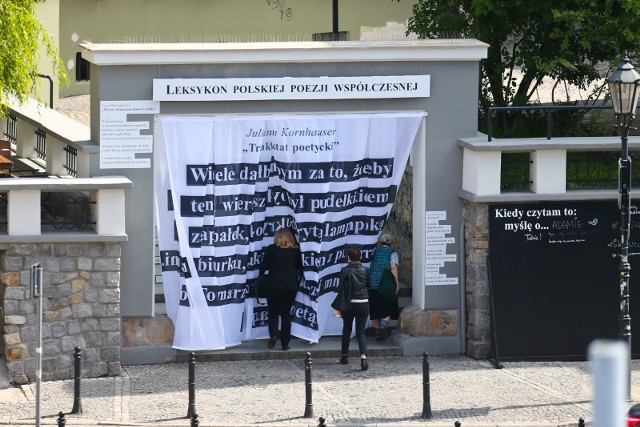 Oryginalna zapowiedź jednej z poprzednich edycji festiwalu 