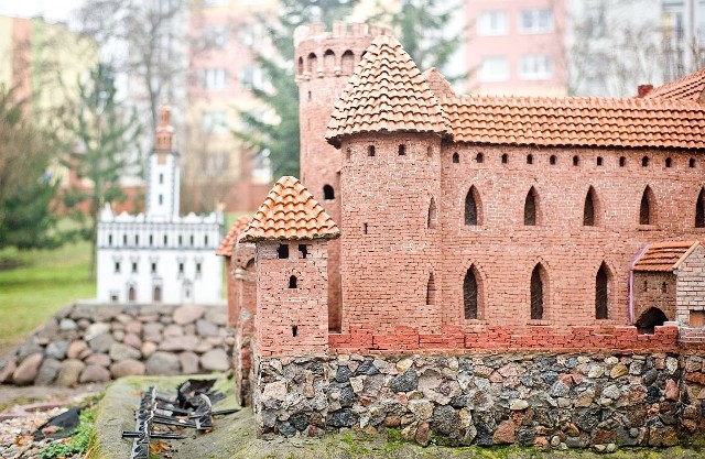 Ze Świeckiego zamku widać ratusz w Chełmnie. Jak to m możliwe?