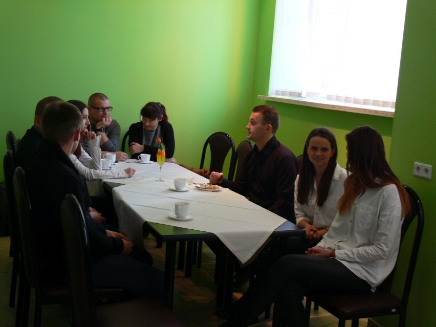 Tłumy przedsiębiorczej młodzieży na drugim Śniadaniu Kubka Biznesu w Tarnobrzegu. 