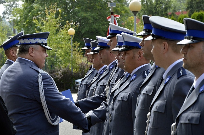 Gorlice. Święto policji, wręczono awanse i podziękowano za ciężką służbę [ZDJĘCIA]