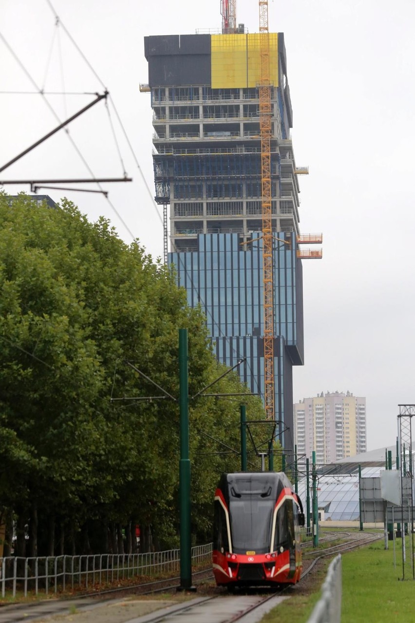 Oto najwyższy budynek Katowic, KTW II, który powstaje przy...