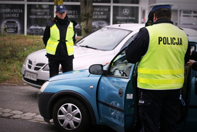 Policyjna kontrola we Wrocławiu - zdjęcie ilustracyjne