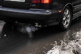 Smog z samochodowych spalin. Druzgocący raport NIK 