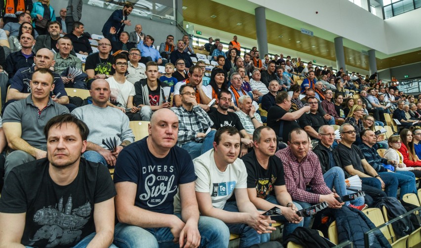 Artego Bydgoszcz pokonało po fascynującym meczu Basket 90...