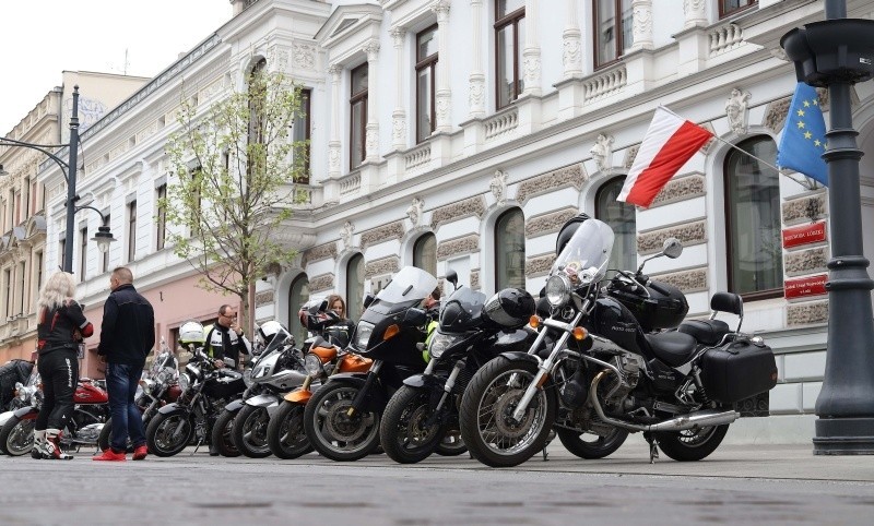 Motocykliści z klubu Korsarze Łódź chcą w 24 godziny dojechać do Nottingham. Chcą pomóc koledze, który stracił nogę