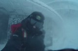 Orkan Aleksandra na szczycie Śnieżki. W porywach do 150 km/h (ZOBACZ FILM)