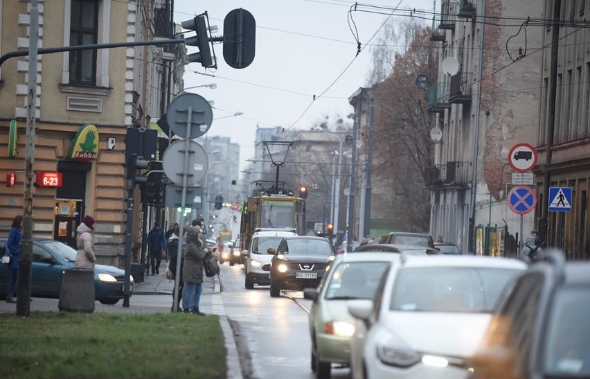 UWAGA! Tramwaje i samochody pojadą inaczej wokół dworca Łódź Fabryczna