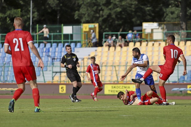 W meczu inauguracyjnym III ligi Pomorzanin Toruń przegrał z Bałtykiem Gdynia 0:2 (0:1).Na kolejnych stronach zdjęcia kibiców oraz fotki z meczu>>>