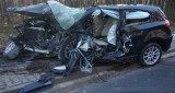 Tragiczny wypadek na DW 791 w Masłońskim. Prokuratura wszczęła śledztwo, które ma ustalić przyczyny wypadku ZDJĘCIA