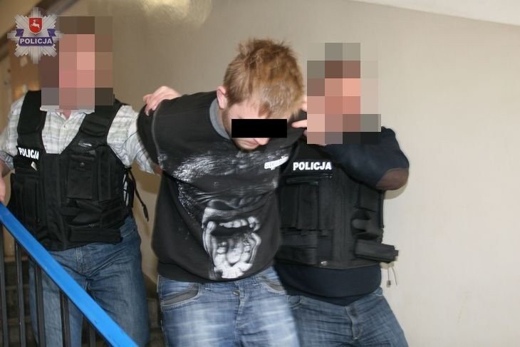 Oszukiwali metodą na wnuczka. W ręce policji wpadli w Tarnobrzegu