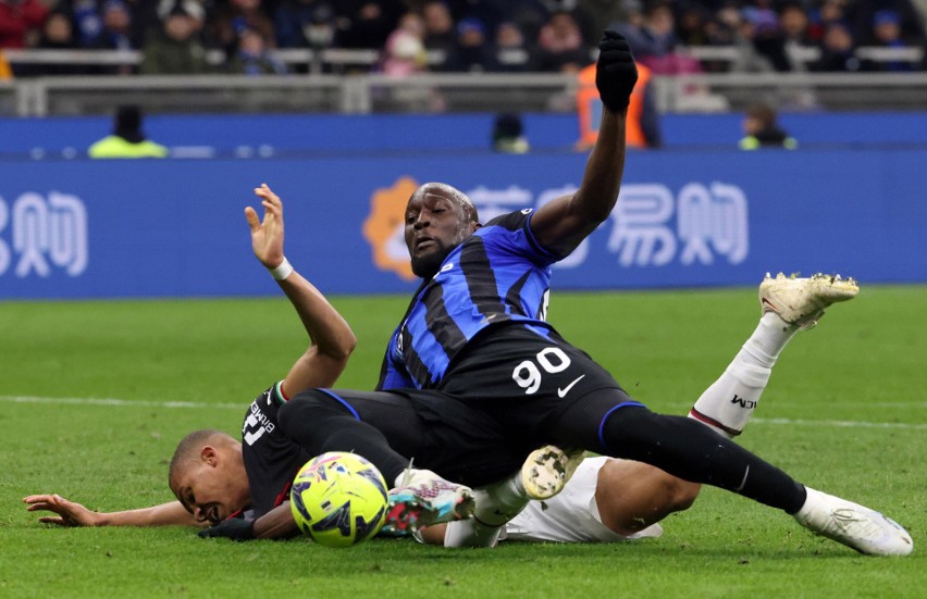 Inter wygrał derby Mediolanu. Milan dopiero szósty w tabeli