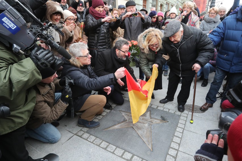 Łódzka Aleja Sławy. Zdzisław Szostak odsłonił swoją gwiazdę [ZDJĘCIA]