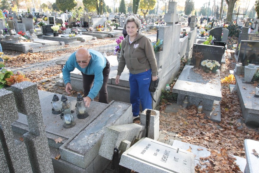 Zdewastowany cmentarz na Mani: prawie pół miliona zł strat! [ZDJĘCIA+FILM]