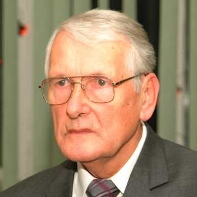 Józef Zych ma 72 lata, poseł PSL. W Sejmie od 21 lat, szefuje komisji odpowiedzialności konstytucyjnej. Z wykształcenia jest prawnikiem
