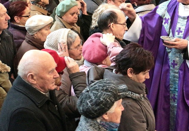 8 czerwca są Zielone Świątki, w związku z tym zorganizowano proesję.