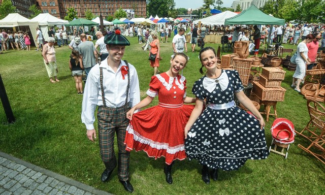 Jarmarkowi Świętojańskiemu towarzyszyć będą występy kapel i zespołów folklorystycznych