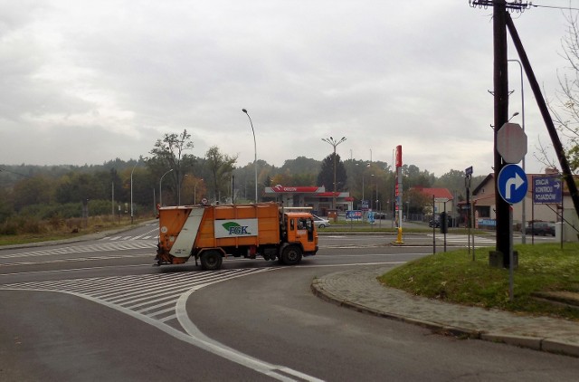 Skrzyżowanie ulic Sobieskiego, Armii Krajowej, Krakowskiej i Gurbiela w Przemyślu jest jednym z najmniej wygodnych dla kierowców. Do końca czerwca 2017 r. ma tutaj powstać rondo.