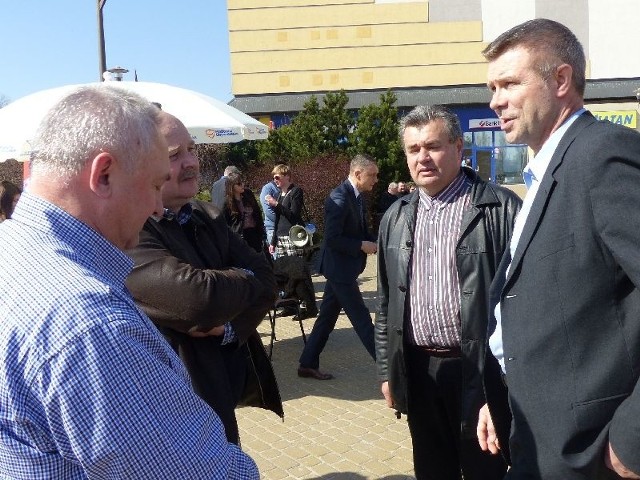 W Skarżysku z Bogdanem Wentą chętnie rozmawiali fani sportu. 