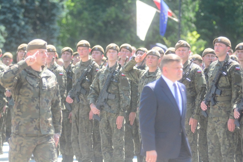 W Radomiu złożyli przysięgę wojskową żołnierze 6. Mazowieckiej Brygady Obrony Terytorialnej. Wydarzeniu towarzyszy wojskowy festyn rodzinny