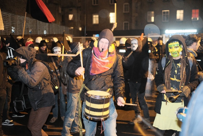 Manifestacje w centrum [ZDJĘCIA, RELACJA]