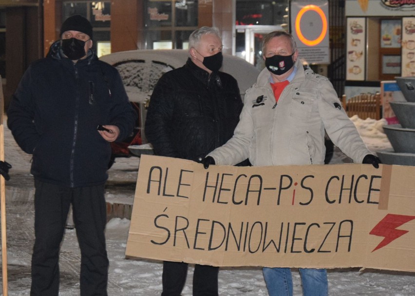 Strajk Kobiet Ostrołęka. Protest po publikacji wyroku Trybunału Konstytucyjnego. 28.1.2021. Zdjęcia