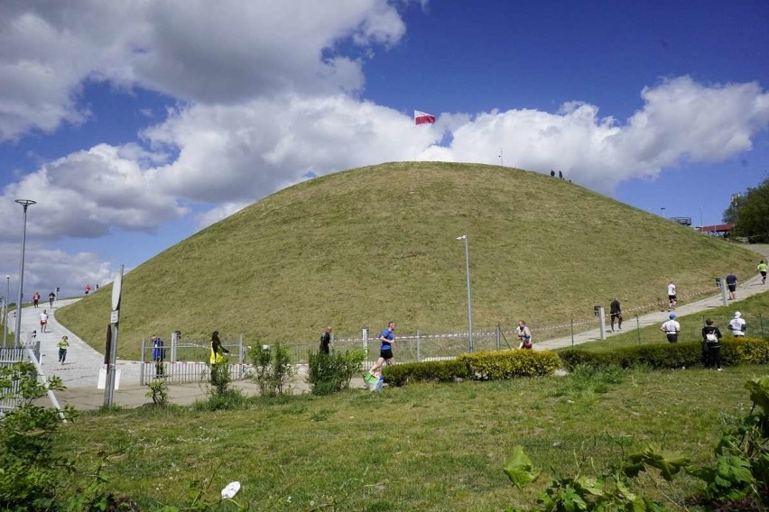 W Święto Konstytucji 3 Maja w Poznaniu odbył się m. in. Bieg...