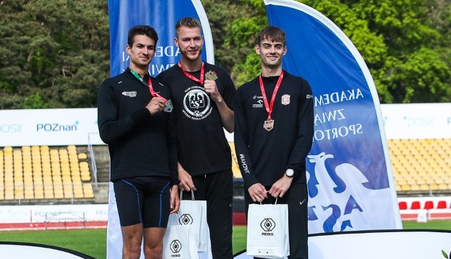 Marcin Jachym (z prawej) przywiózł ze stolicy Wielkopolski brązowy medal