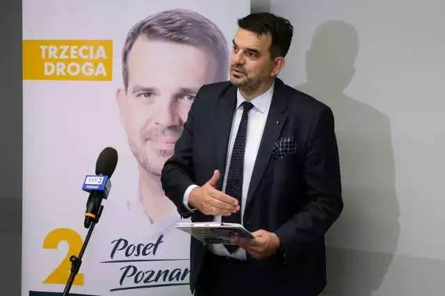 Jacek Tomczak podczas prezentacji swojej kandydatury w wyborach parlamentarnych 2023.