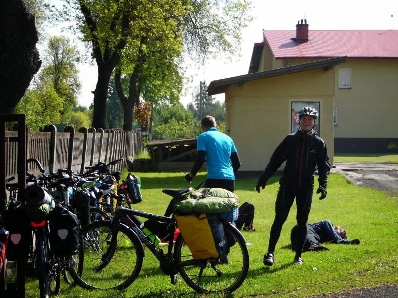 Ojciec Tomek wciąż kompletuje ekipę