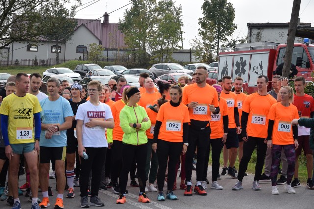 25 tysięcy złotych - tyle udało się zebrać podczas akcji charytatywnej "Biegnę po oddech dla Igora" w Mieronicach. Brawo! Więcej na kolejnych zdjęciach.
