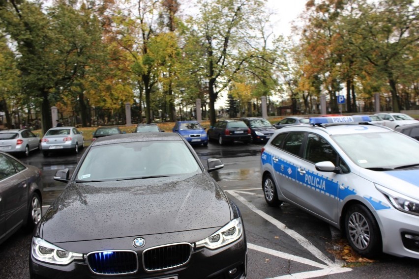 Nieoznakowane BMW to nowy nabytek toruńskiej policji. Auto...