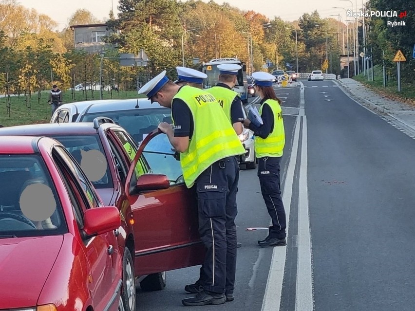 Sprawca wypadku miał w organizmie niecały promil alkoholu.