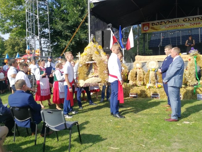 Dożynki gminy Radków w Kossowie. Gwiazdą był zespół Diadem. Zabawa była wyśmienita (ZDJĘCIA)