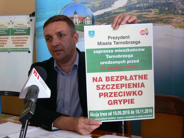 W Tarnobrzegu ruszają bezpłatne szczepienia przeciwko grupie dla osób „60 plus” - przypomina prezydent miasta