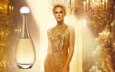 Perfumy i kosmetyki zawsze są pożądanym podarunkiem