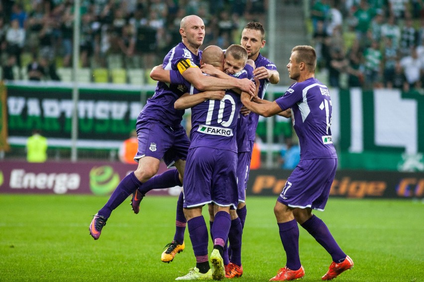 Ekstraklasa. Rezerwowy dał zwycięstwo Sandecji. Termalica...