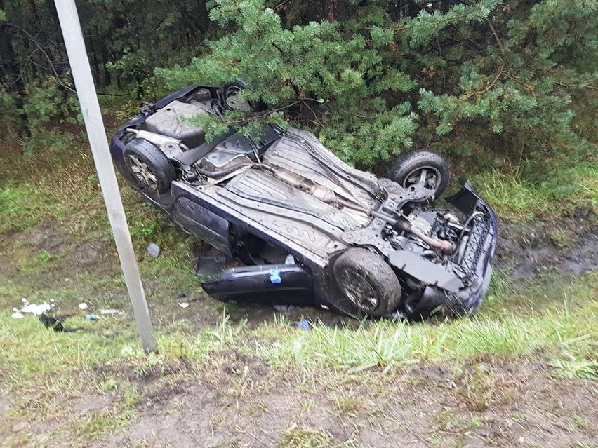 Tragiczny wypadek w Bolesławiu. Kierowca nie żyje