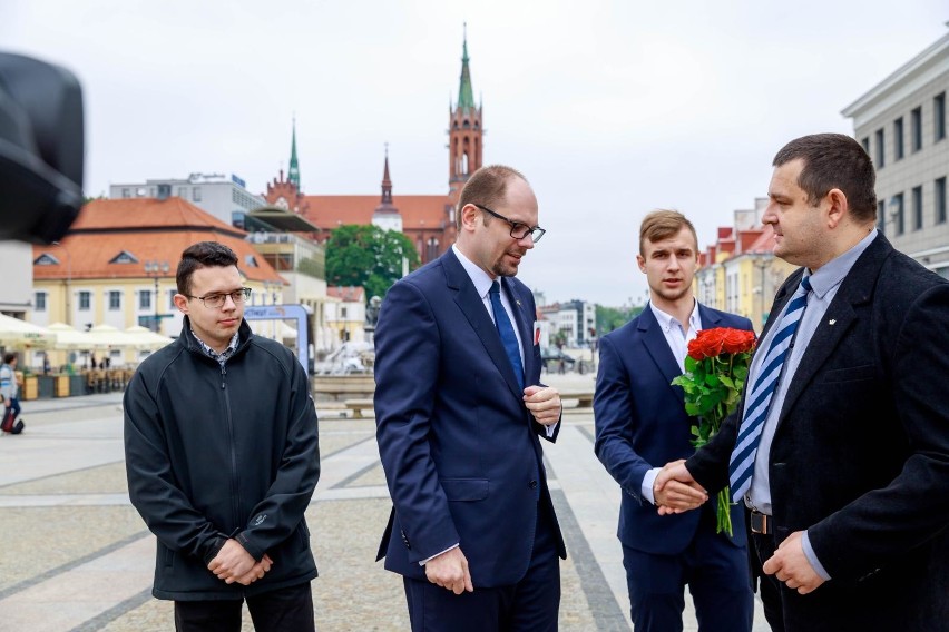 Marcin Sawicki z Konfederacji podziękował wszystkim za...