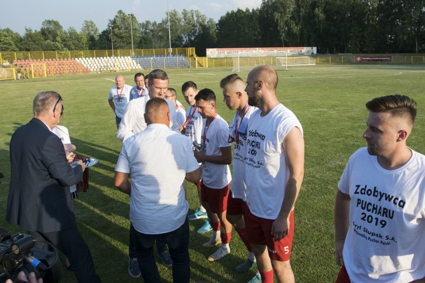 Regionalny Puchar Polski. Gryf Słupsk czeka na atrakcyjnego rywala, a Grom Nowy Staw musi przełknąć gorzką pigułkę i skupić się na III lidze