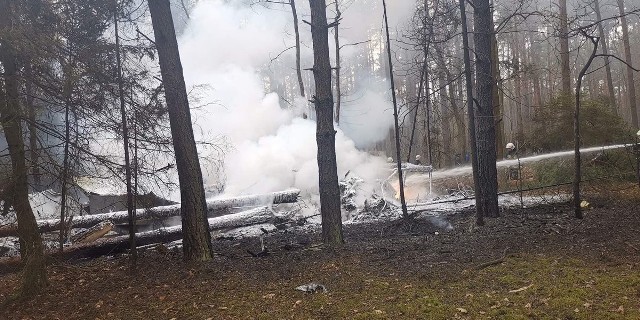 Katastrofa samolotu wojskowego. Pilot katapultował, nie wiadomo czy przeżył.