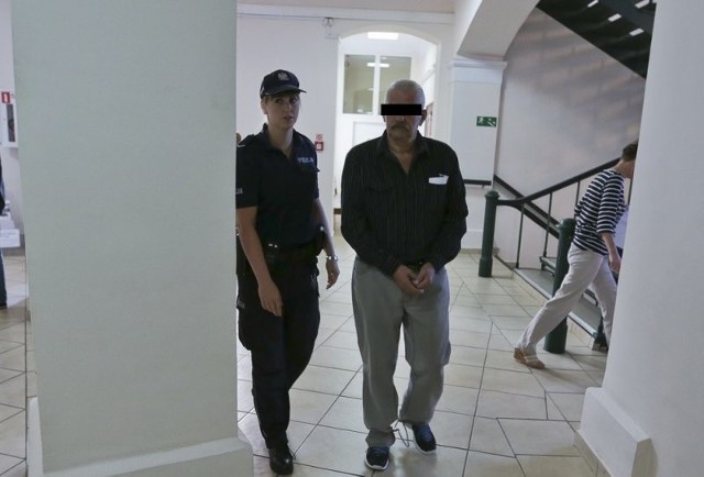 Ryszard P. skazany przez zielonogórski sąd we wrześniu 2016 roku za zabójstwo syna w Sulechowie na 8 lat więzienia, niespodziewanie wyszedł na wolność.