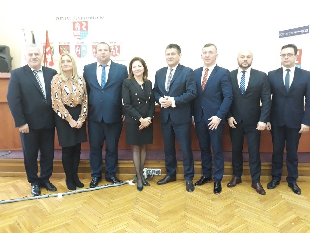 Od lewej: Roman Woźniak, Barbara Majewska, Krzysztof Rejczak, Anita Gołosz, Włodzimierz Górlicki, Karol Siebyła, Dariusz Mamla, Robert Górlicki.