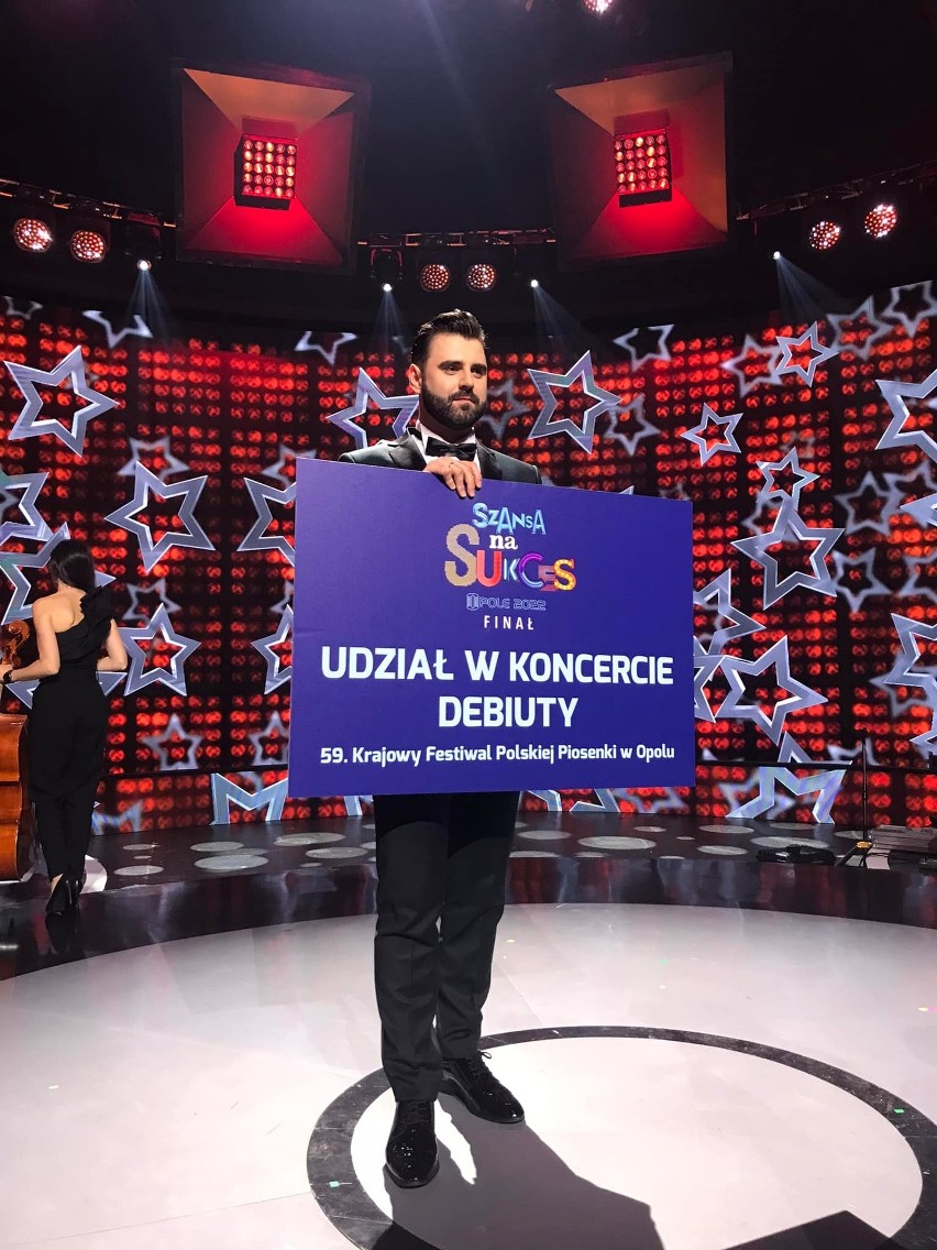 Szansa na sukces. Opole 2022. Wiktor Kowalski z Kielc wygrał edycję i zaśpiewa na słynnym festiwalu