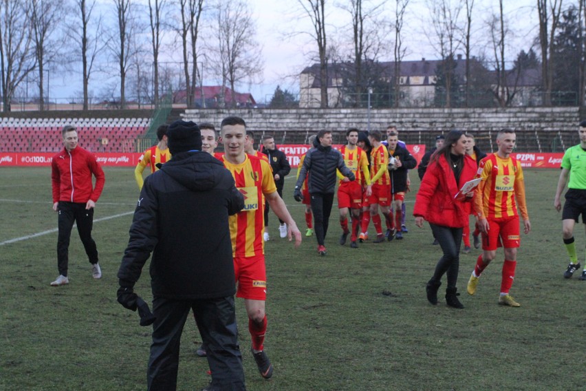 Szalony mecz i zwycięstwo Korony z Cracovią w Kielcach 5:3! Goście dwa razy wychodzili na prowadzenie [ZDJĘCIA, WIDEO]  