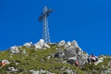 Tatry. Przyrodnicy zamkną szlak na Giewont w wakacje? [ZDJĘCIA]