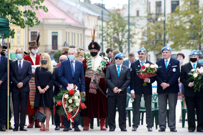 Z powodu pandemii koronawirusa, tegoroczne obchody Święta...